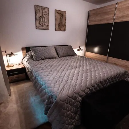 Ferienwohnung La Garcon Brașov Exterior foto