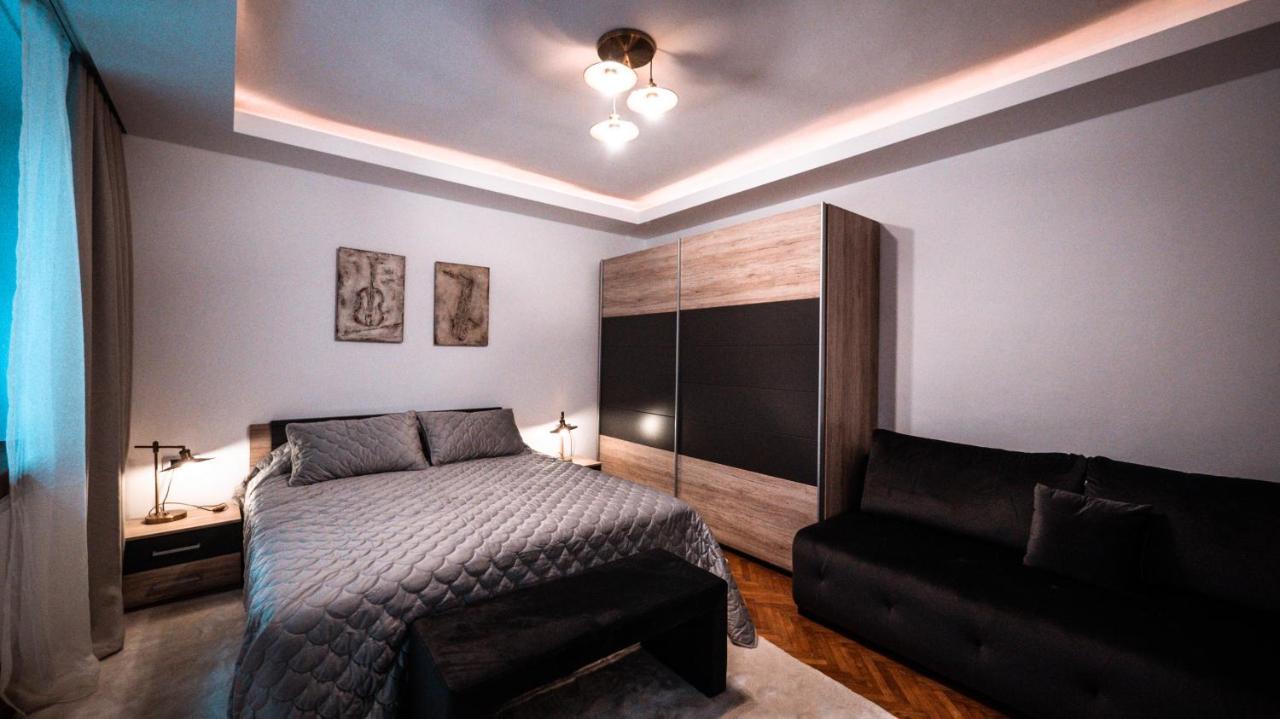 La Garcon Apartment Brașov